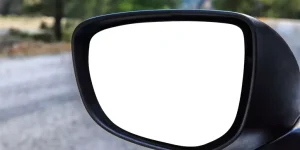 What Are the Benefits of Smart Rearview Mirrors?