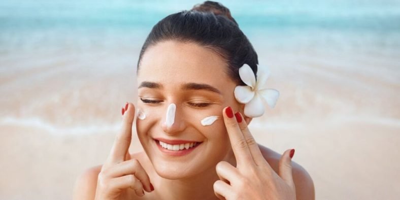 How Do You Use Sunscreen to Prevent Premature Aging?