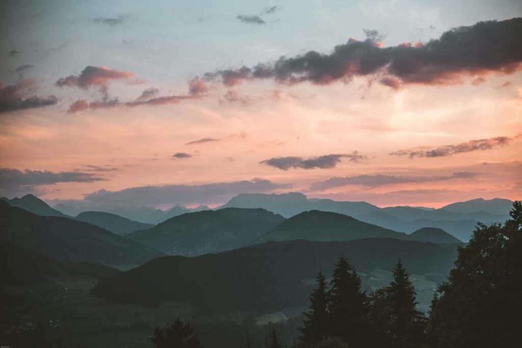 How to Create Breathtaking Landscape Photography With Natural Lighting How to Create Breathtaking Landscape Photography With Natural Lighting